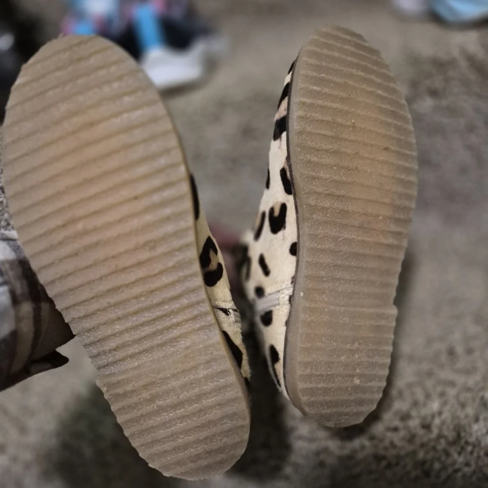 Mini Boden Pink Animal Print Boots